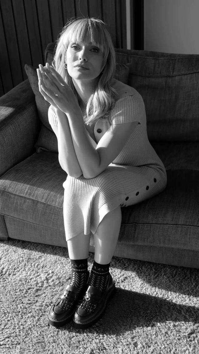 Black and white portrait on a sofa